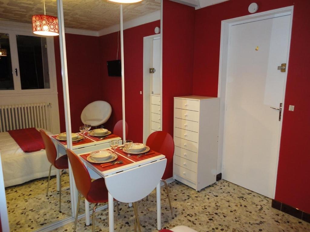 Studio Framboise Proche Paris Et Disneyland Gagny Buitenkant foto
